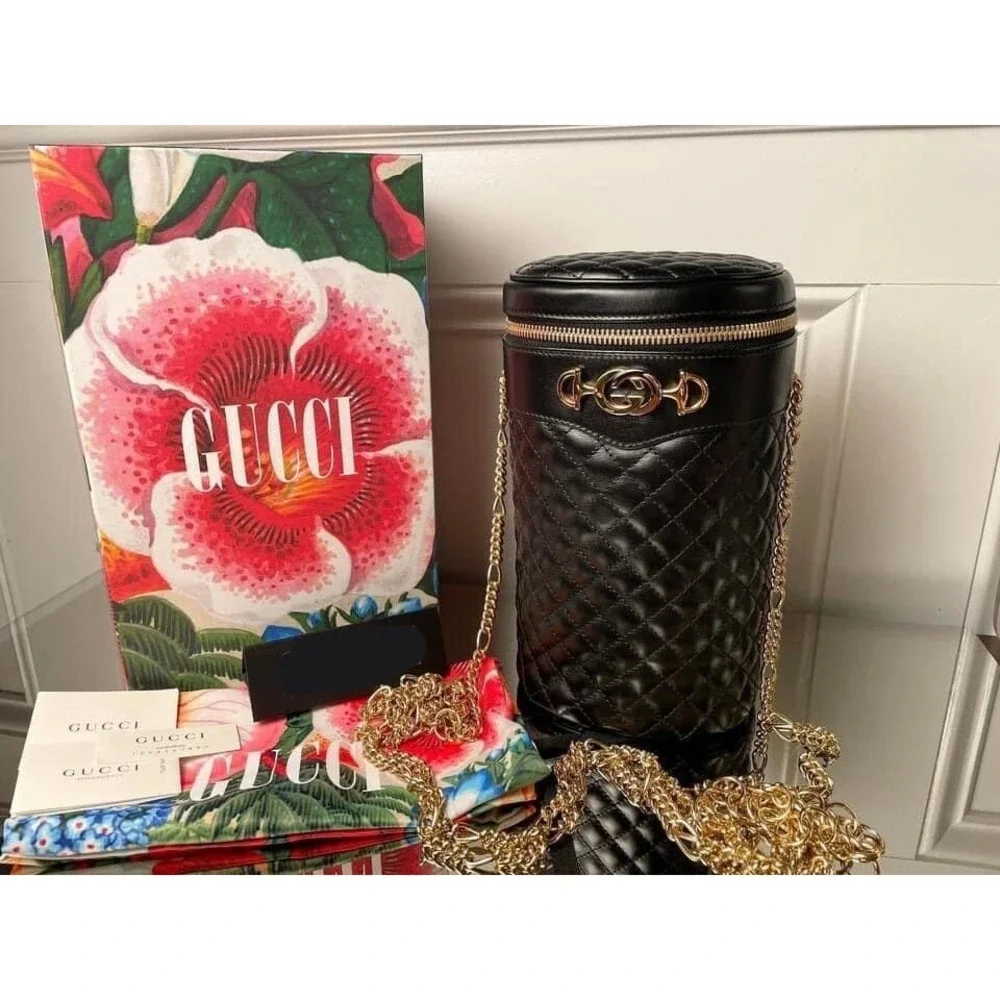 GUCCI Trapuntta Leather Belt Crossbody Bag Black 572298 gold-stone chain‎ strap